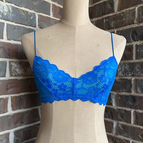 2 FOR $25 Lace Bralette Bright Blue Scalloped - S - Picture 2 of 6